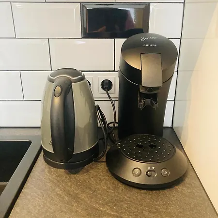 Square Space Apartment *